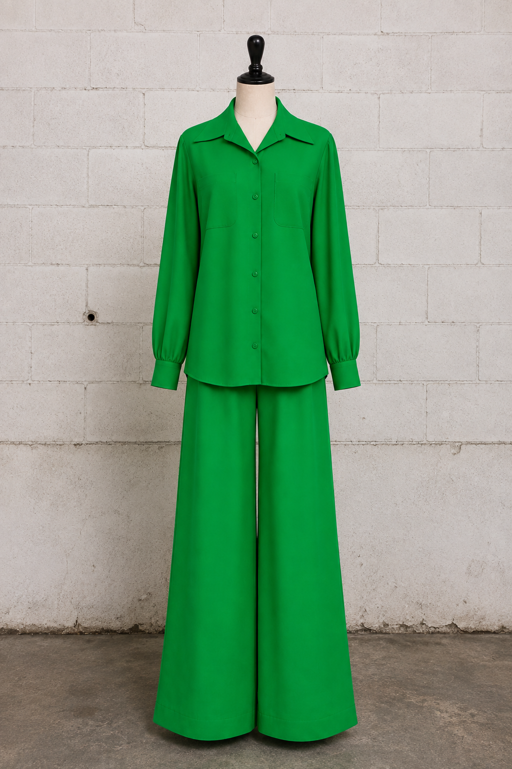 MOD PANT SUIT SET – CONJUNTO DE PANTALÓN Y BLUSA (CA. 1970S)