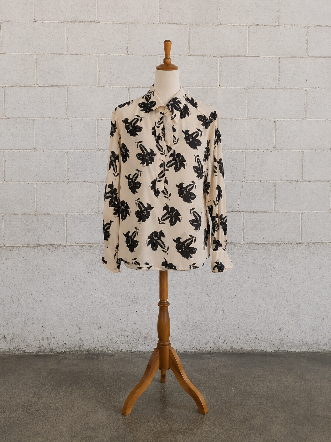 Valentino Boutique 1970's Silk Cream Floral Print Blouse