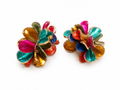 ARETES DE CLIP FLORALES EN LUCITA METALIZADA  (C. 1980)