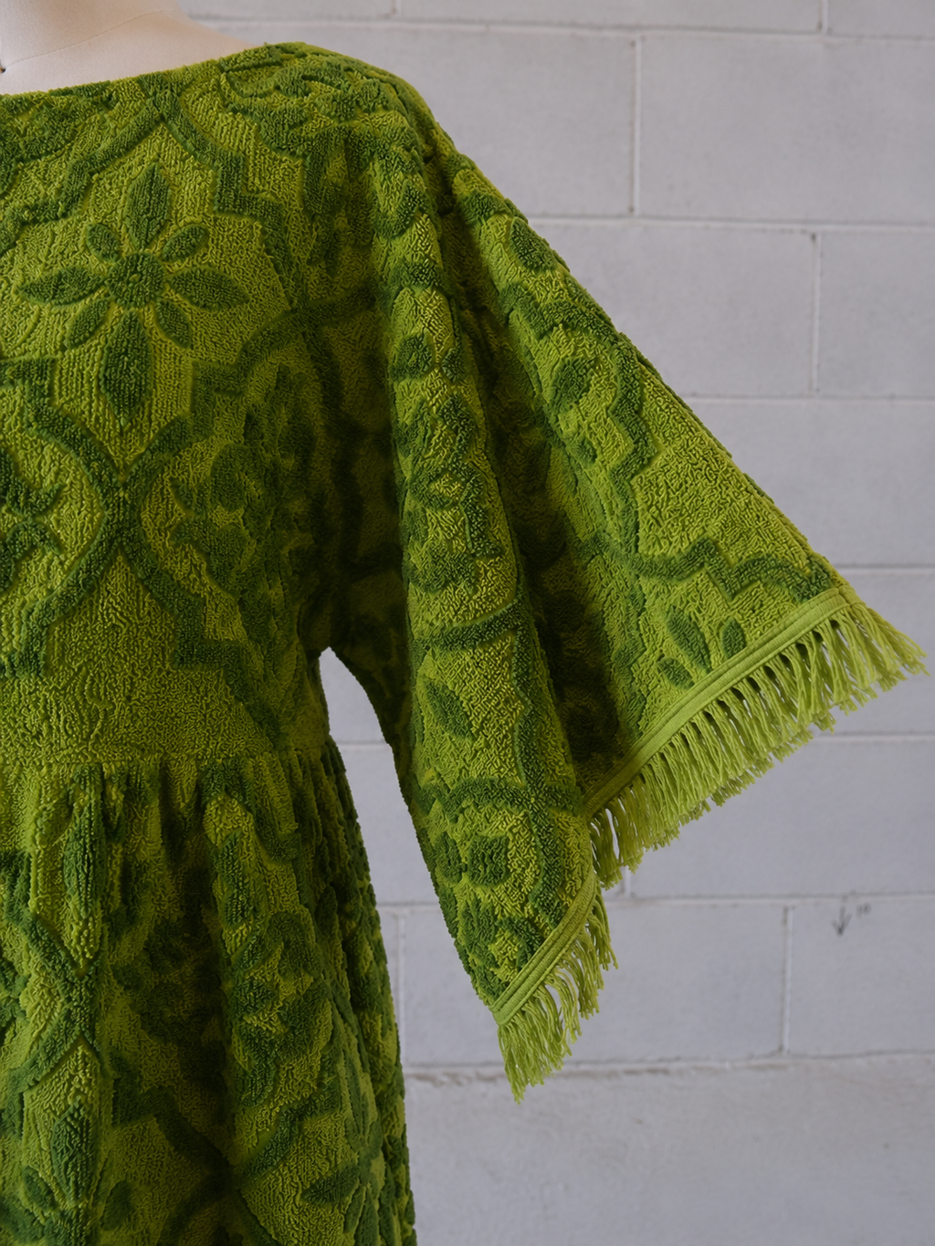 Vintage Sears Olive Green Textured Towel Robe