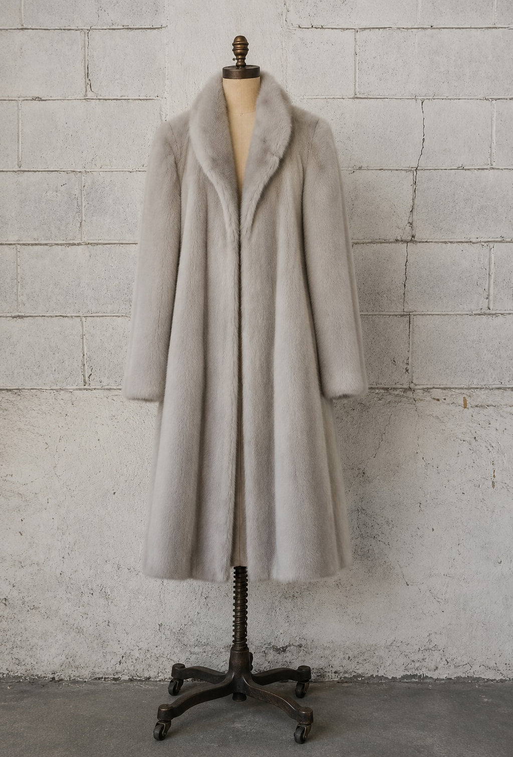 1970s PEARL GRAY FAUX FUR COAT