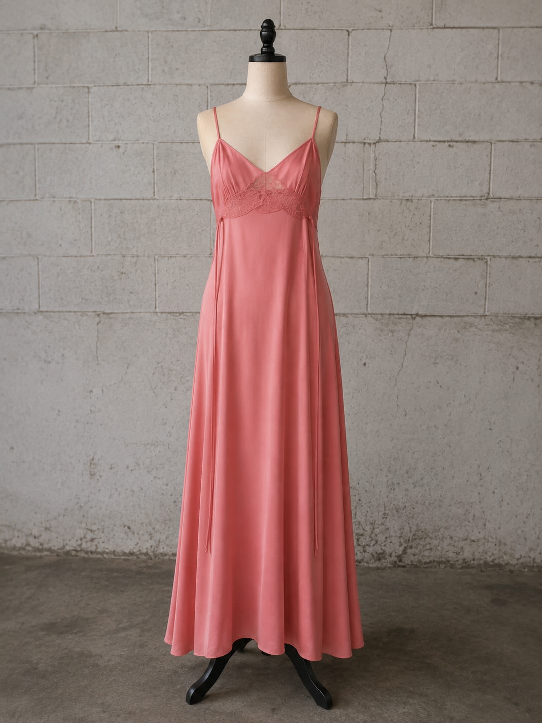 EMILIO PUCCI 1960s PASTEL PINK LACE SLIP DRESS