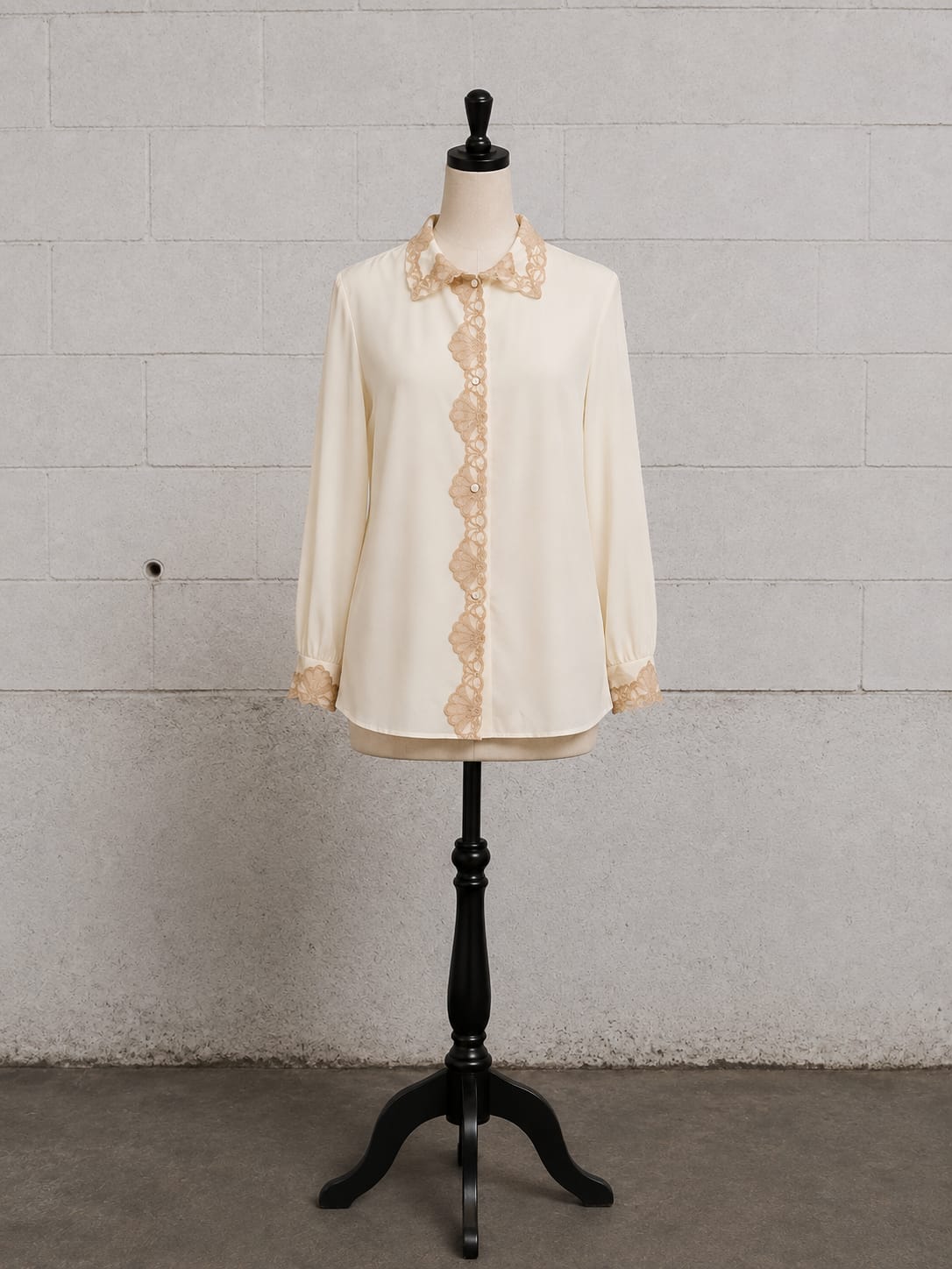 EMILIO PUCCI FORMFIT ROGERS IVORY LACE NYLON BLOUSE